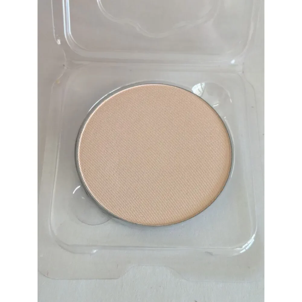 Lancome Translucence Mattifying Silky Pressed Powder Refill 100 Ivoire New